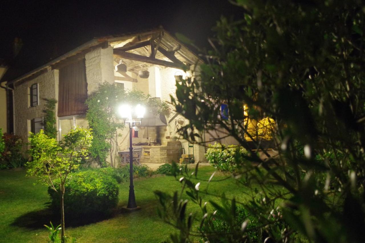 Les Lavandieres Bed & Breakfast Saint-Hilaire-la-Palud